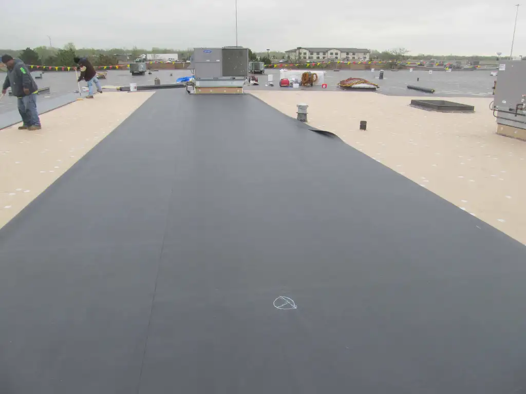 EPDM rubber roofing membrane